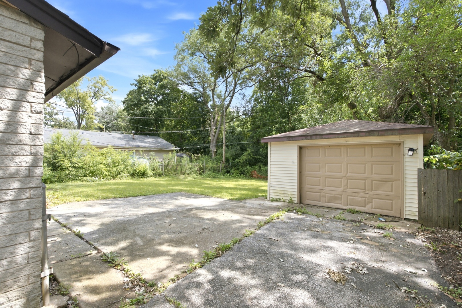 703 Circle Drive Property Photo 15