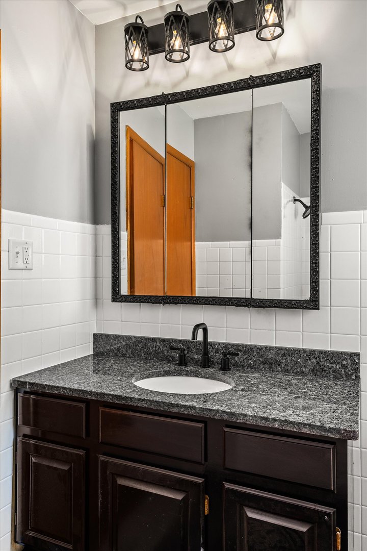 4312 Prairie Avenue Property Photo 11