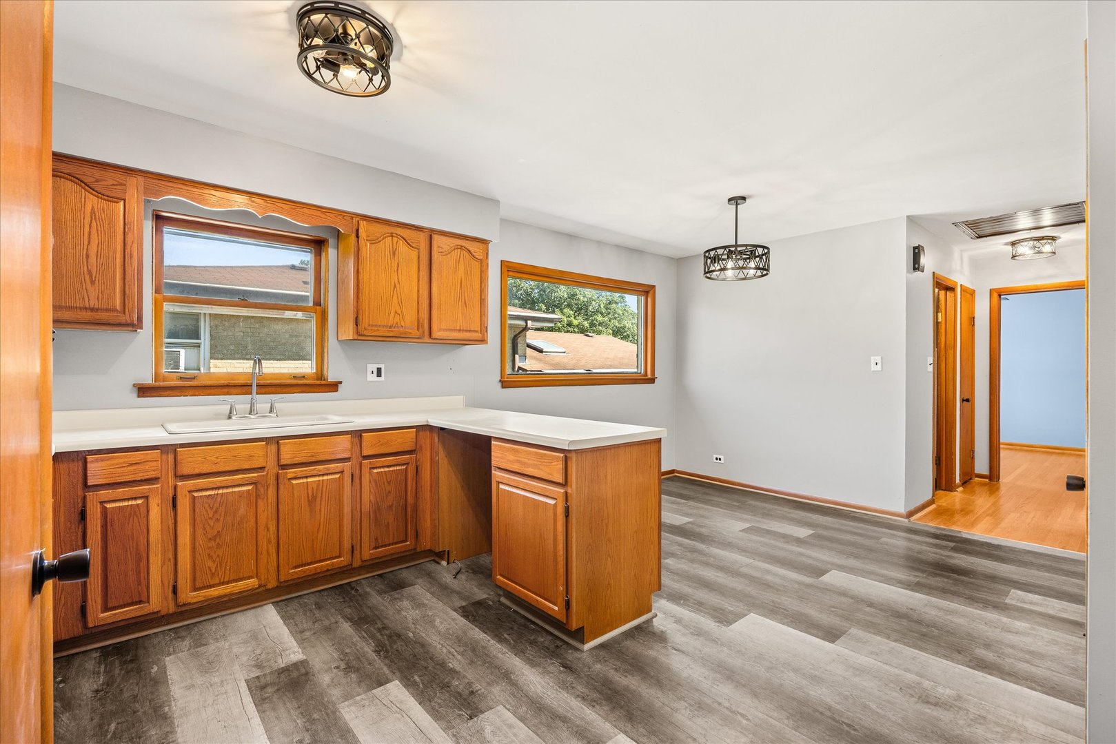 4312 Prairie Avenue Property Photo 16