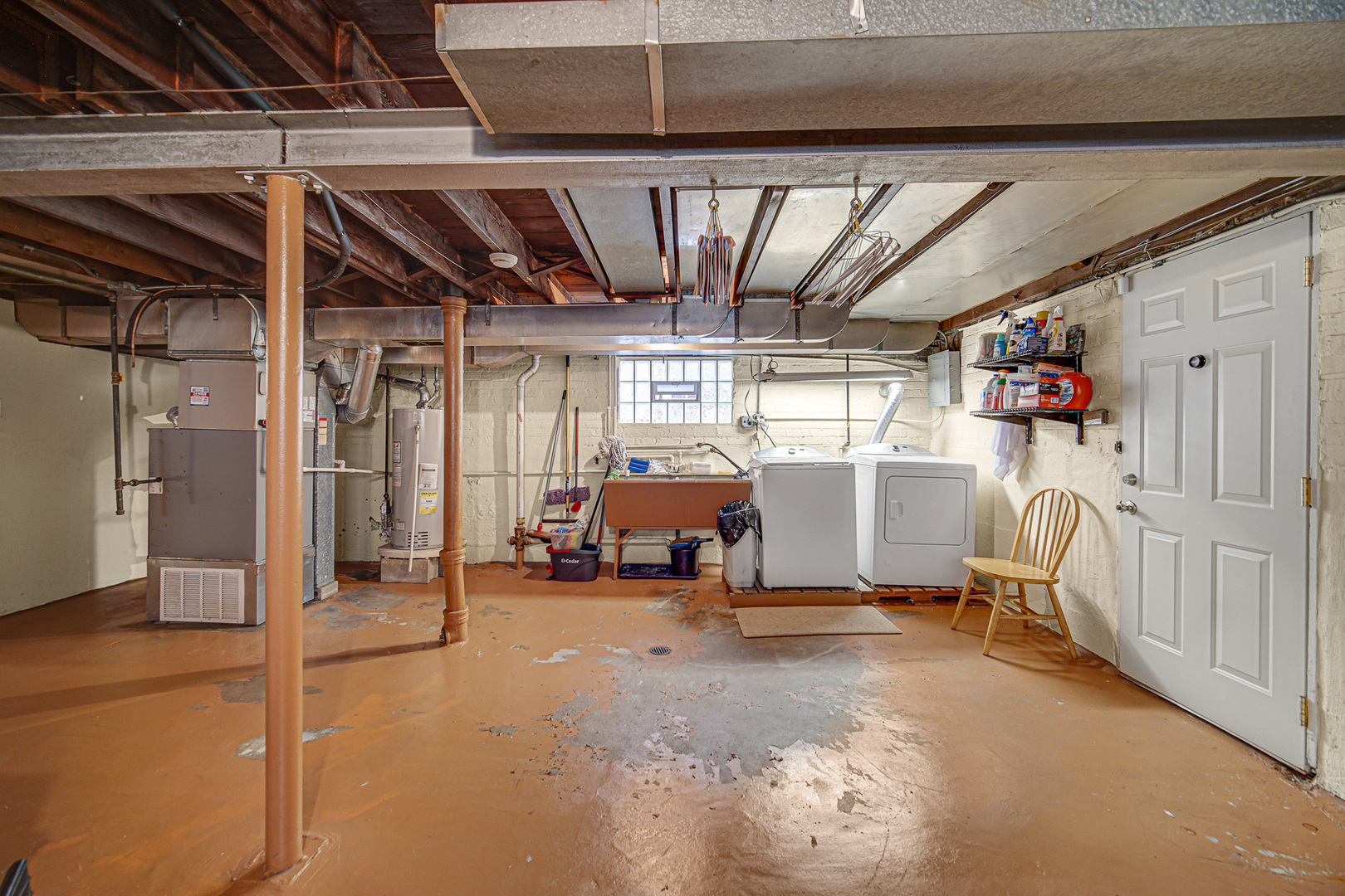 8610 S Vernon Avenue Property Photo 18