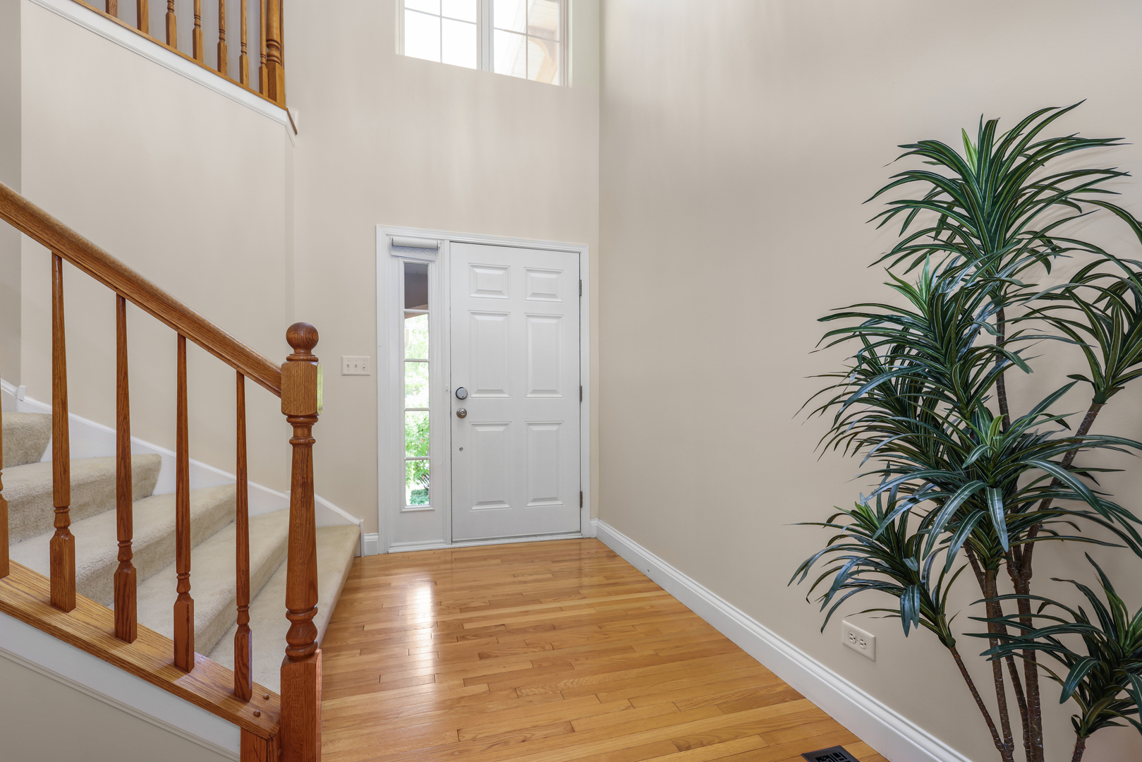322 Montabello Property Photo 4