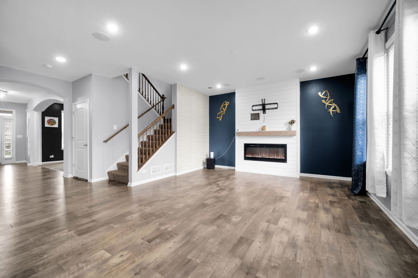 3307 Wanskuck Street Property Photo 16