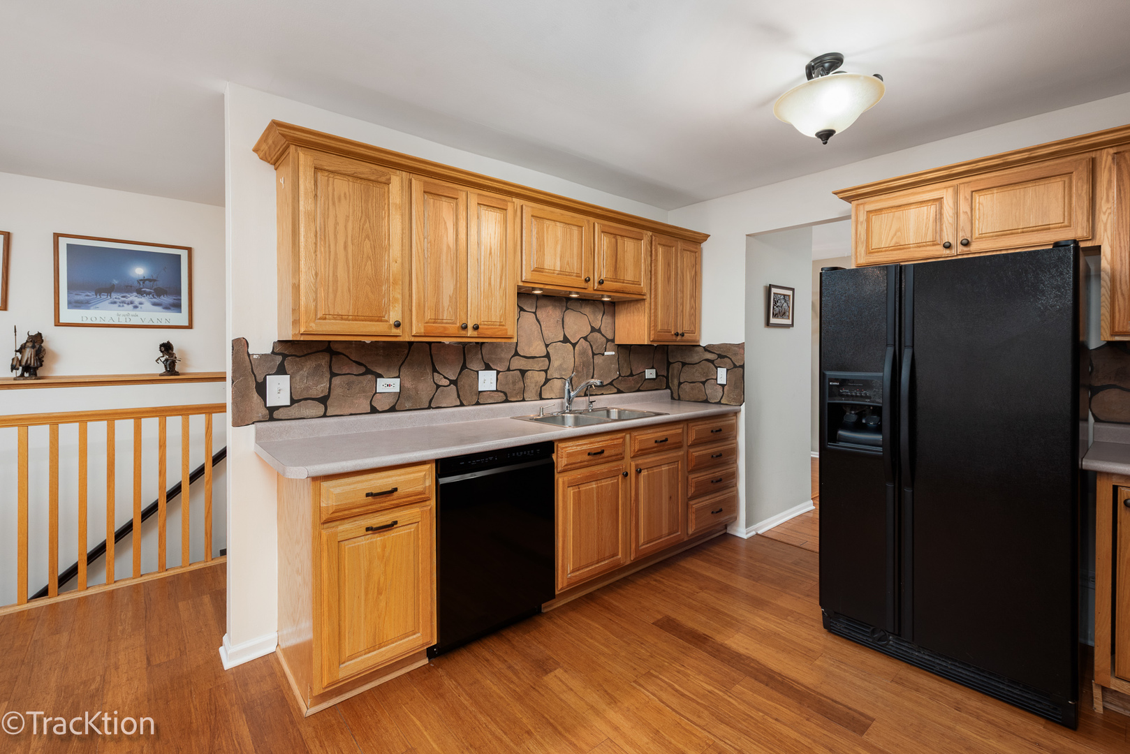 743 Franklin Street Property Photo 3