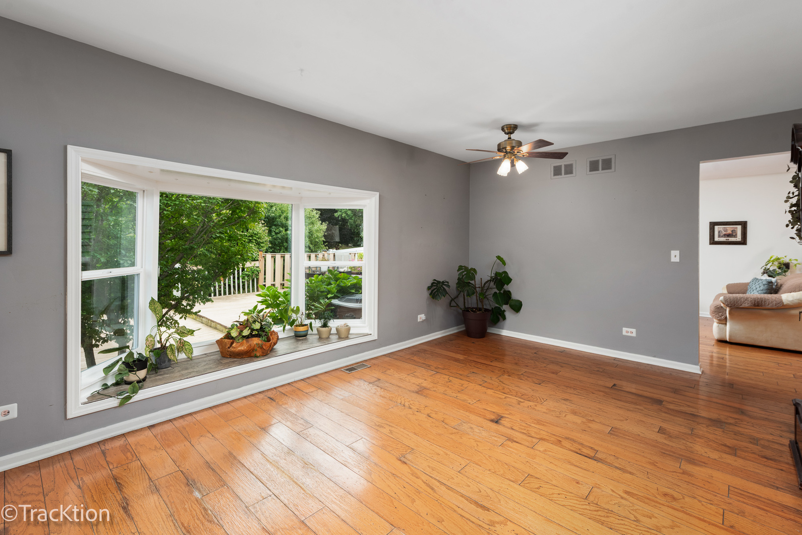 743 Franklin Street Property Photo 10