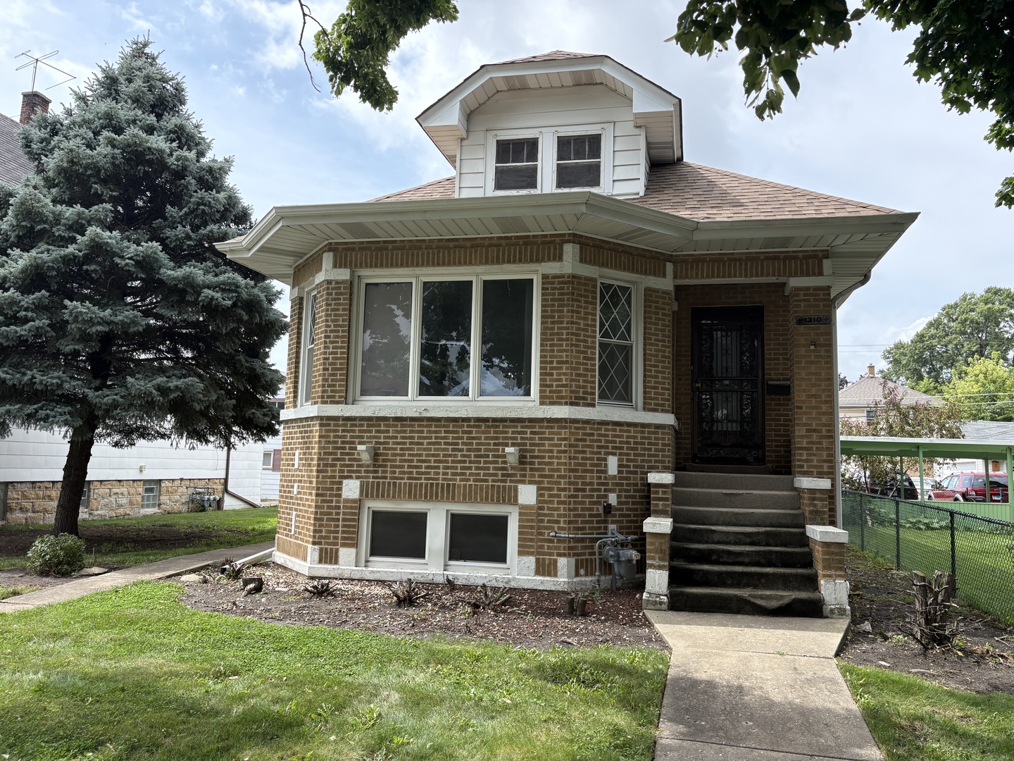 1310 N 20th Avenue Property Photo 2