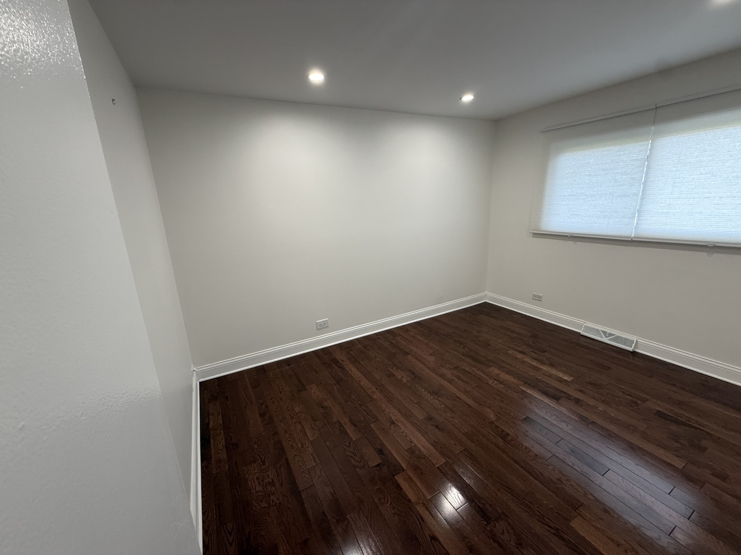 20 N Albert Street Property Photo 10