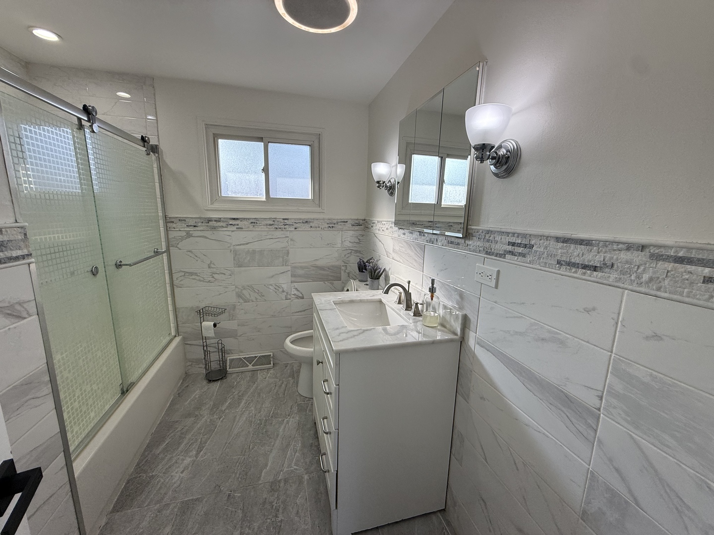 20 N Albert Street Property Photo 15