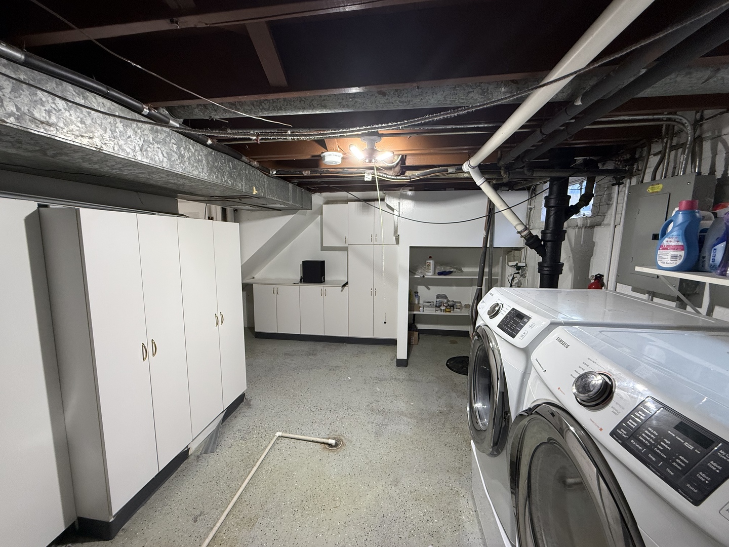 20 N Albert Street Property Photo 24