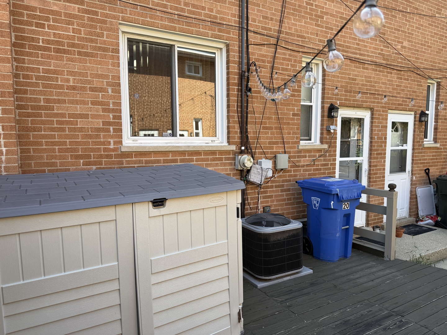 20 N Albert Street Property Photo 27