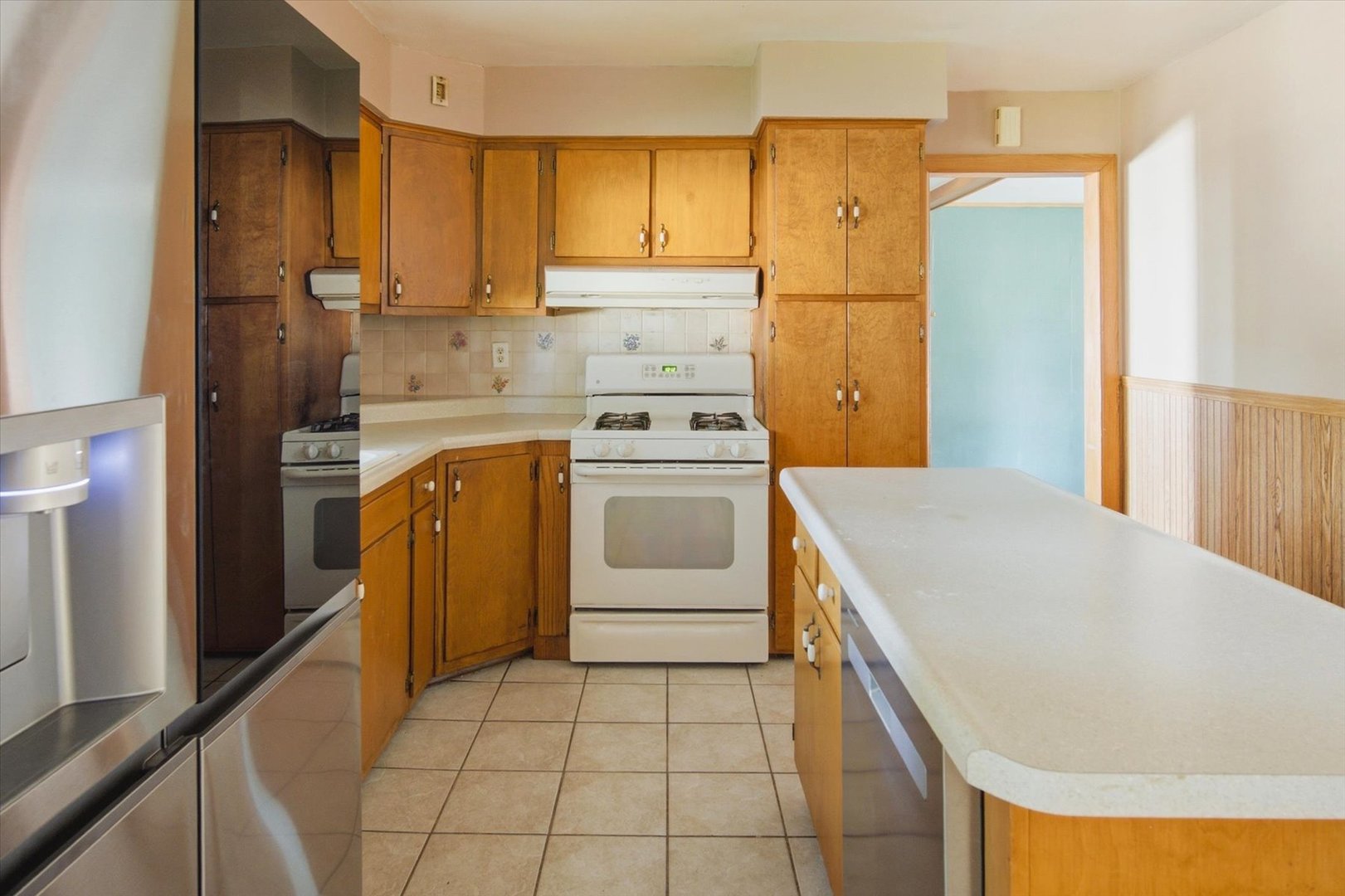 2304 Plum Street Property Photo 10