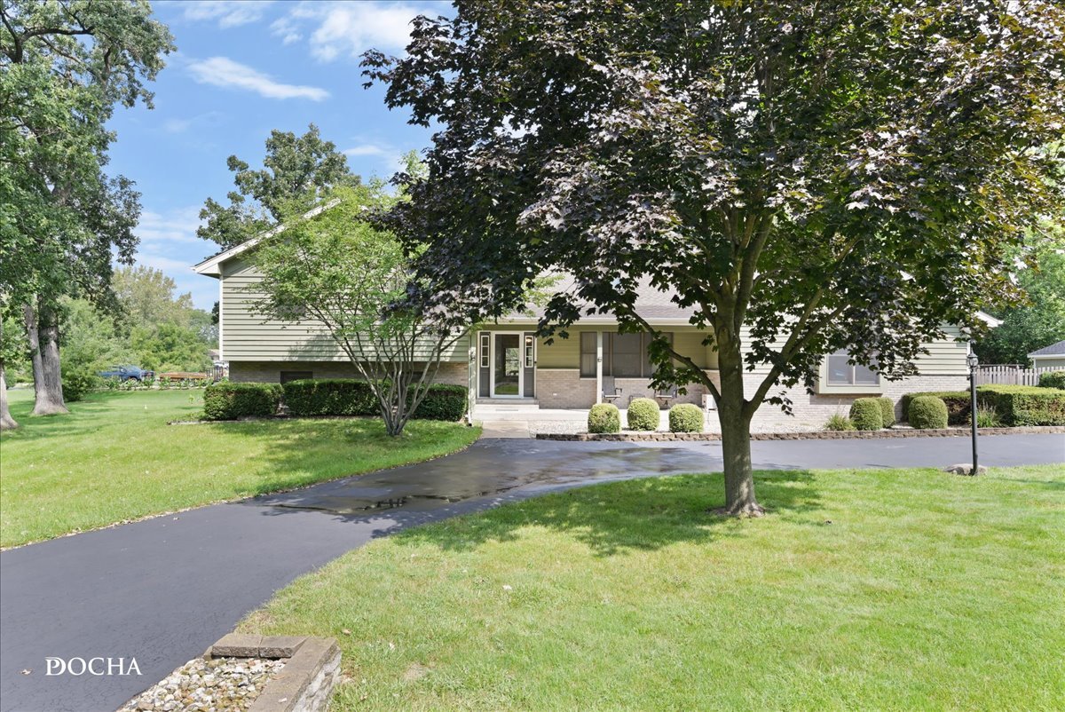 48 Glenda Lane Property Photo 1
