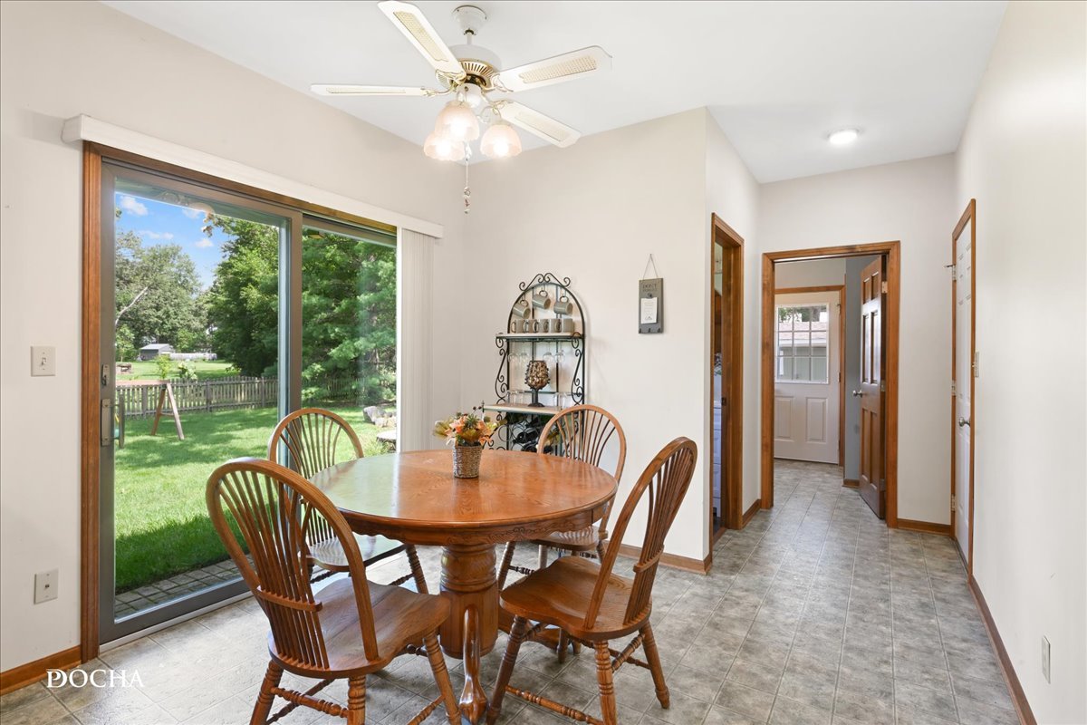 48 Glenda Lane Property Photo 16