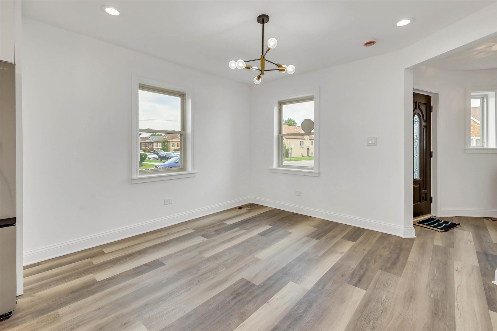 8357 S Hermitage Avenue Property Photo 10