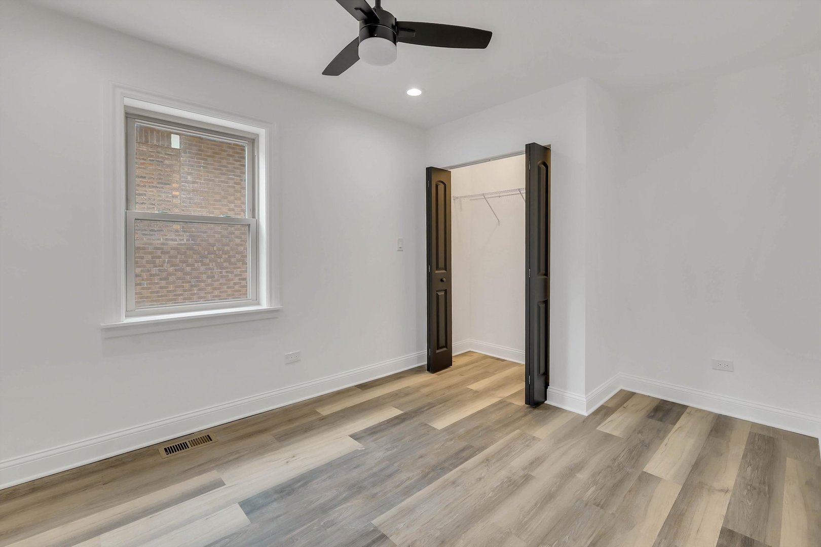 8357 S Hermitage Avenue Property Photo 15