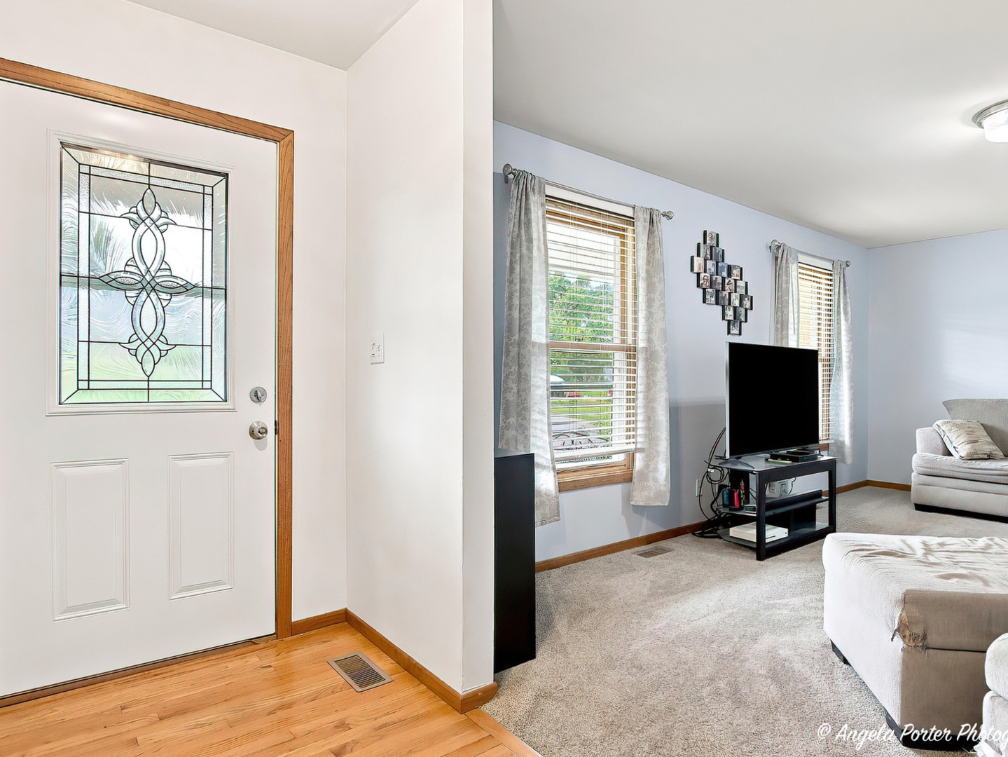 24878 W Highwoods Drive Property Photo 3