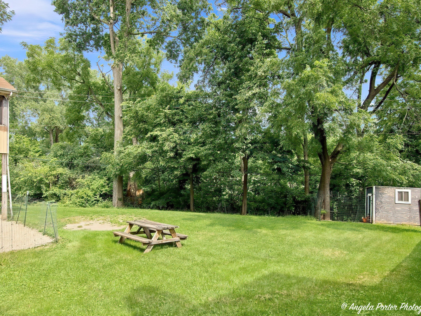 24878 W Highwoods Drive Property Photo 16
