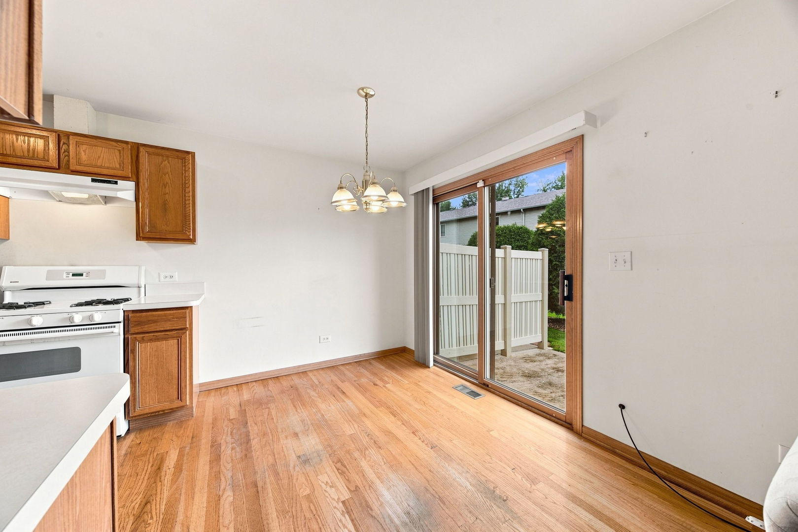 4304 W Termunde Drive Property Photo 8