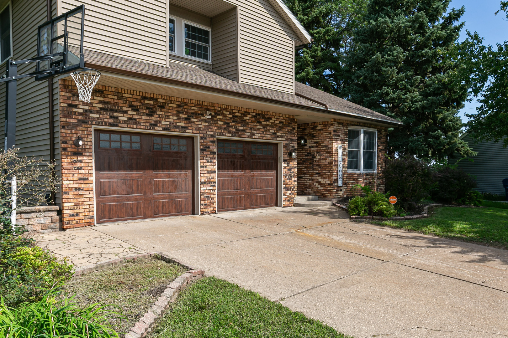 1122 W 59th Street Property Photo 2