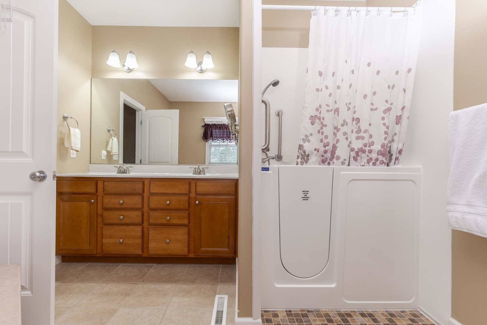 2030 Escalade Road Property Photo 28
