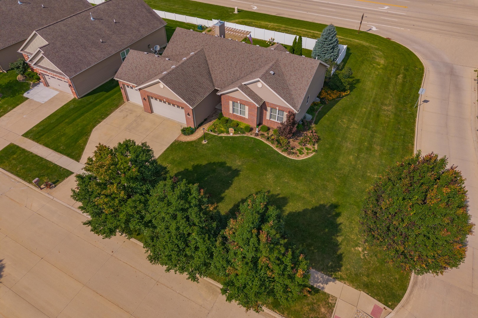 2030 Escalade Road Property Photo 53