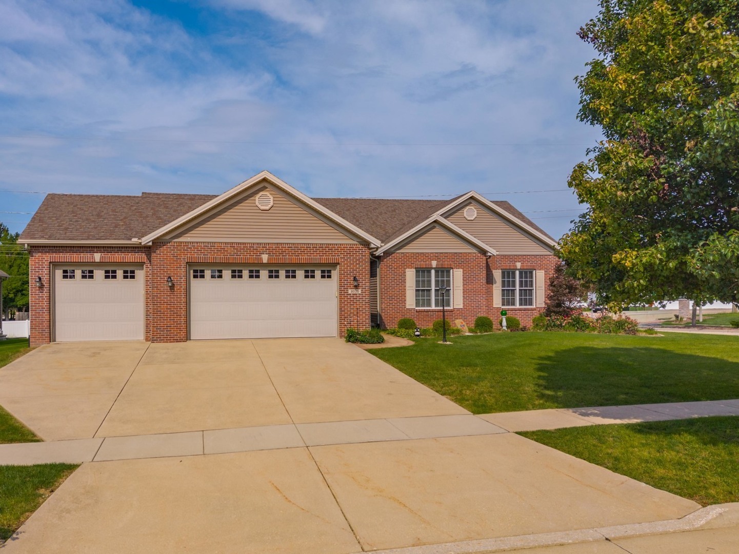 2030 Escalade Road Property Photo 54