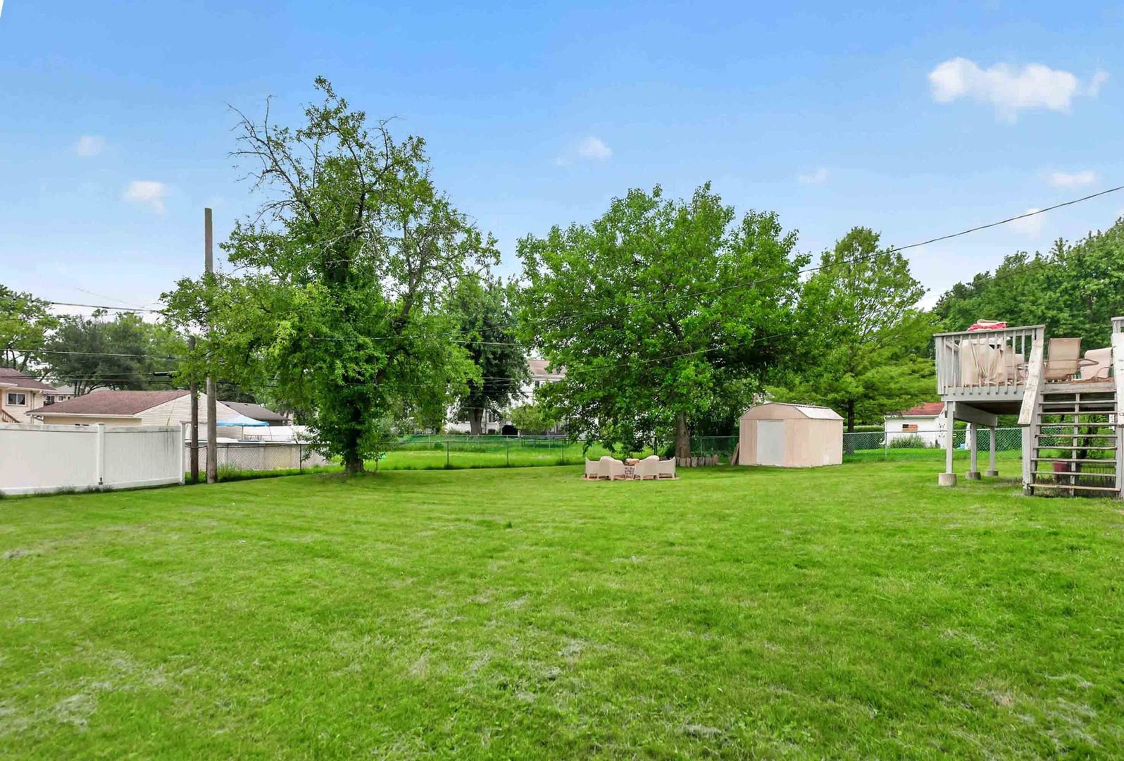 535 Edgemont Lane Property Photo 42