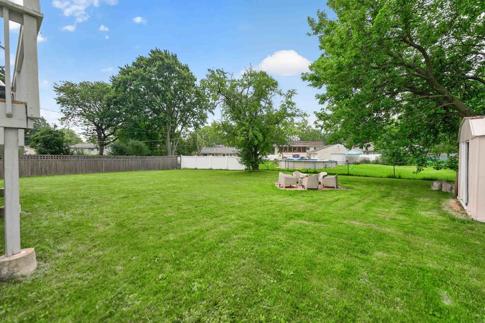 535 Edgemont Lane Property Photo 46