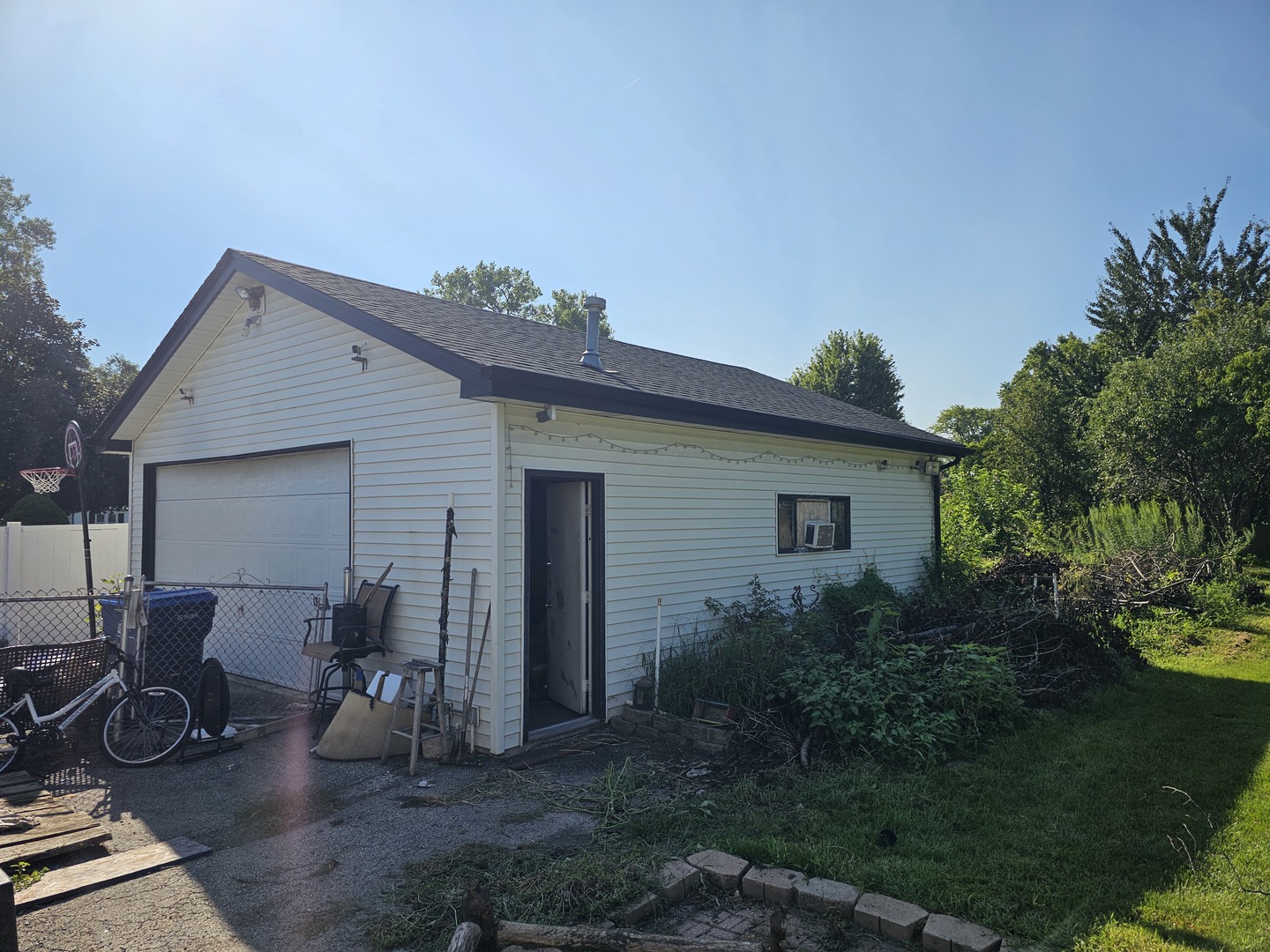 7911 W 92nd Street Property Photo 25