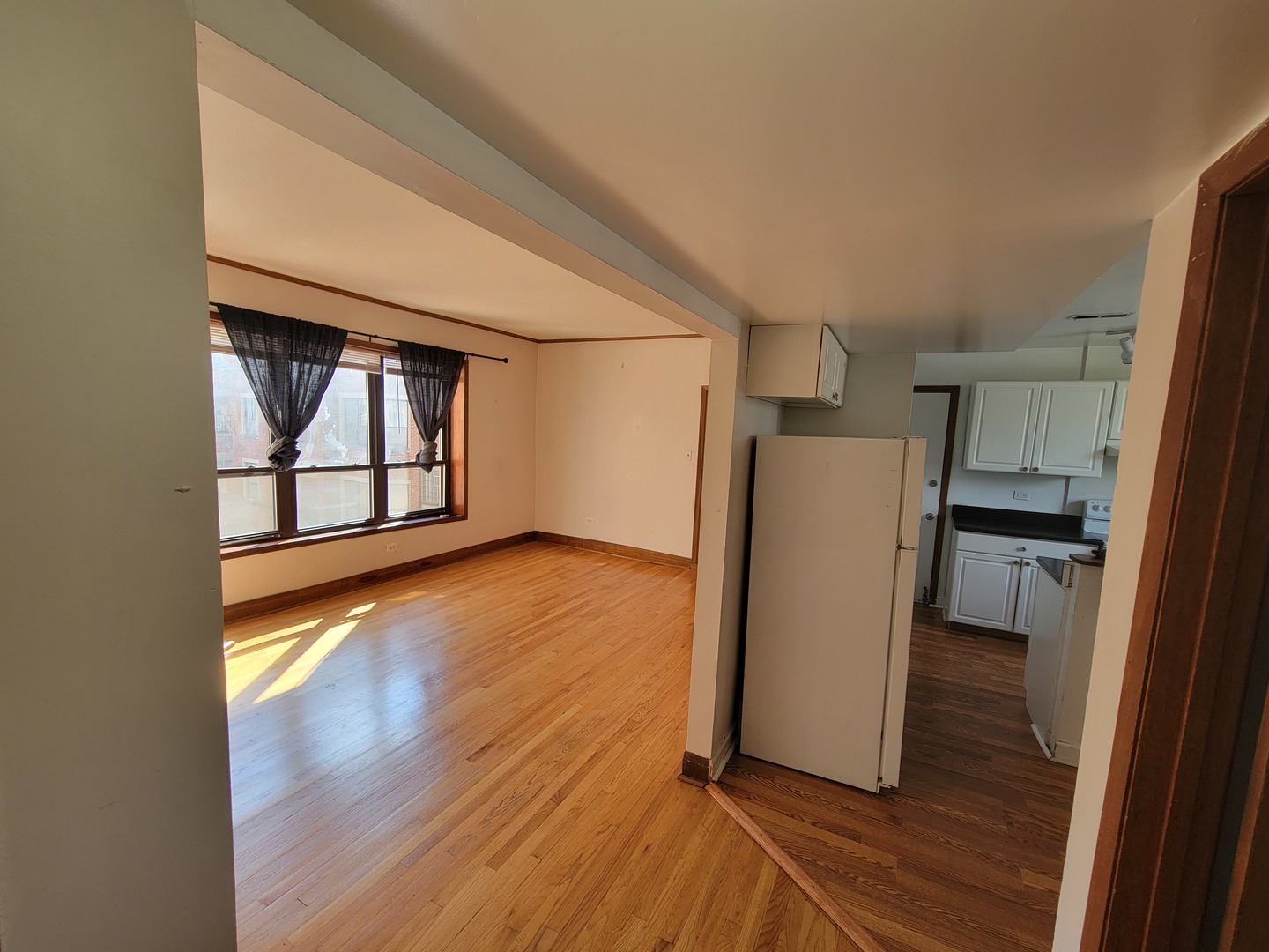 6104 S Dorchester Avenue 2n Property Photo 6