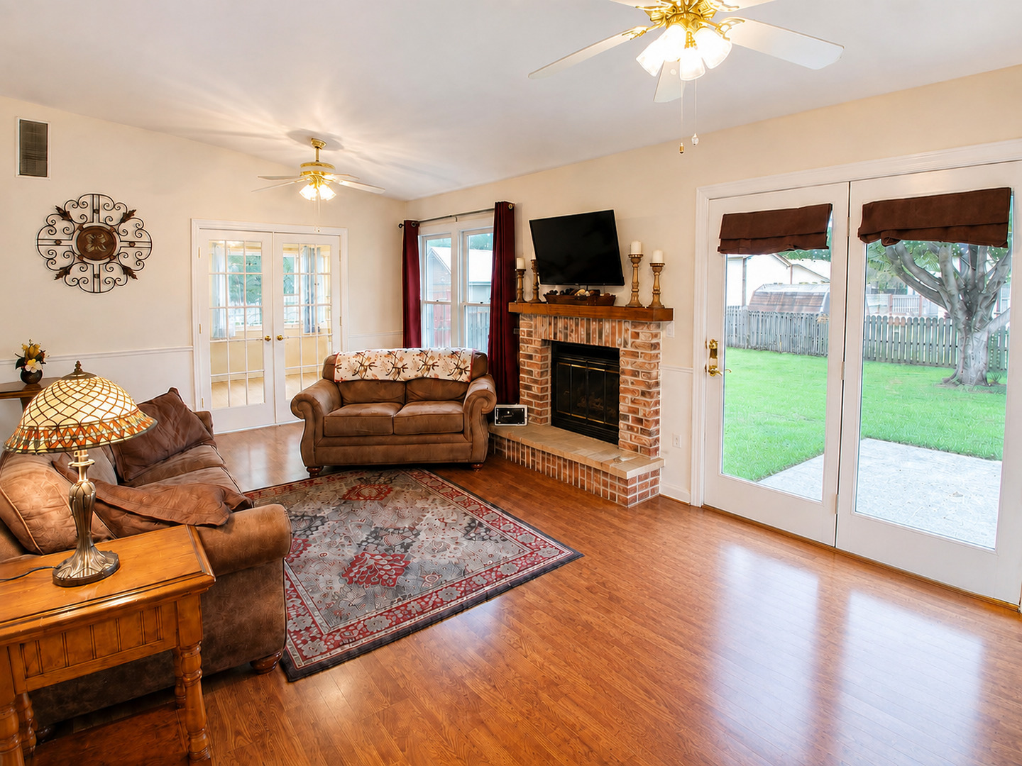 1010 Fox Run Lane Property Photo 8