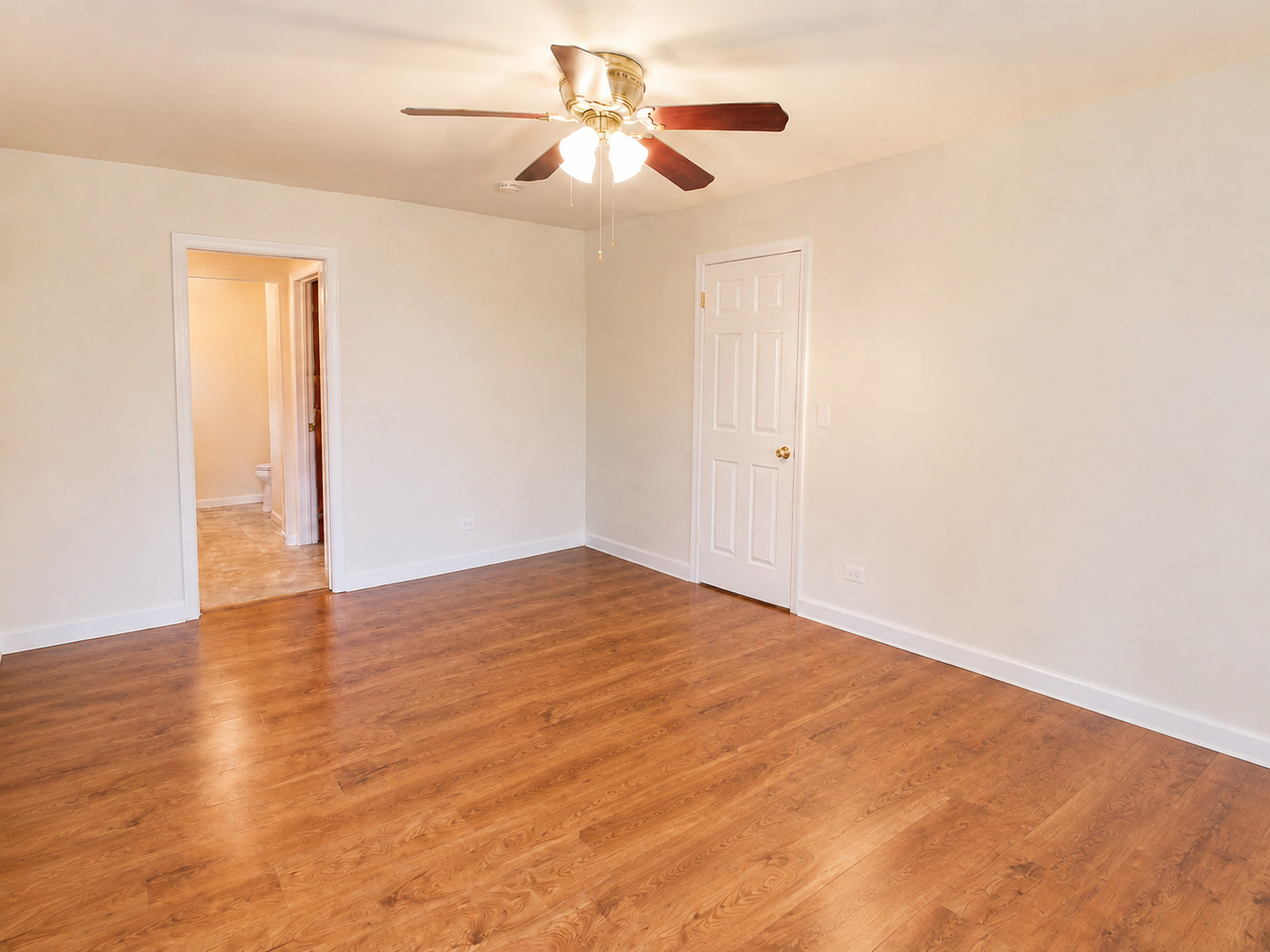 1010 Fox Run Lane Property Photo 15