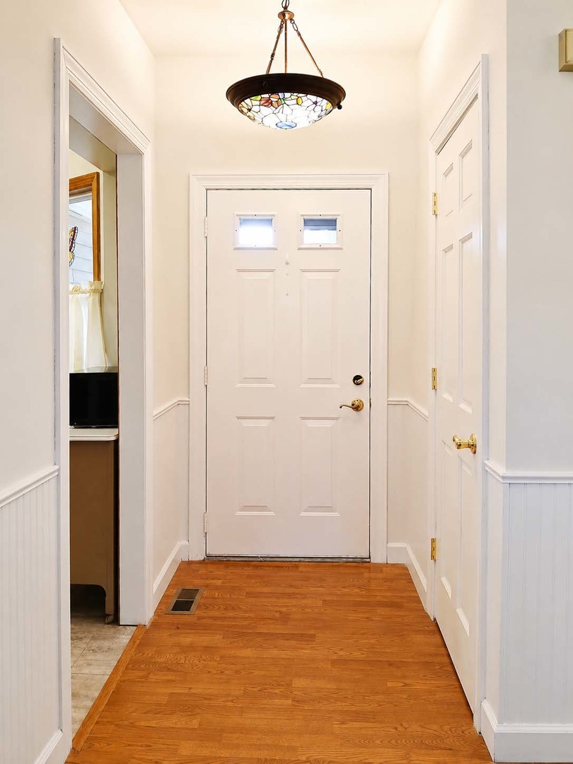 1010 Fox Run Lane Property Photo 32