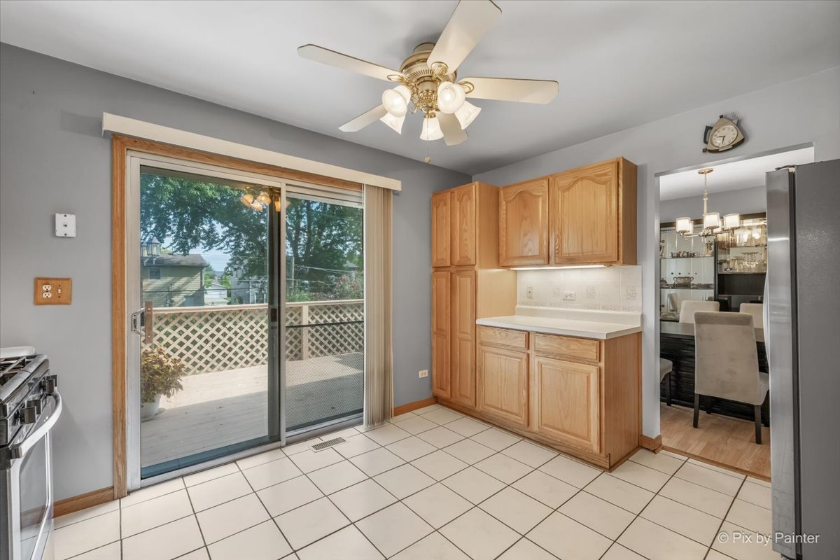 1814 W Catalpa Lane Property Photo 14