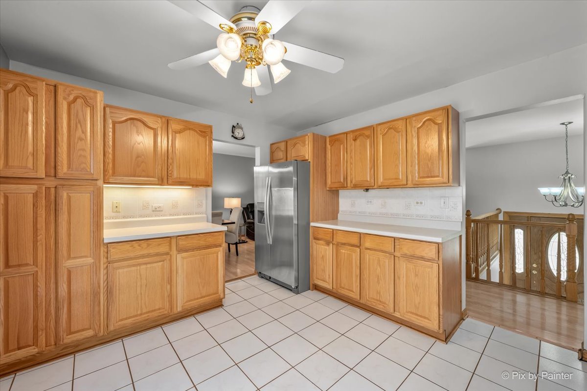 1814 W Catalpa Lane Property Photo 16