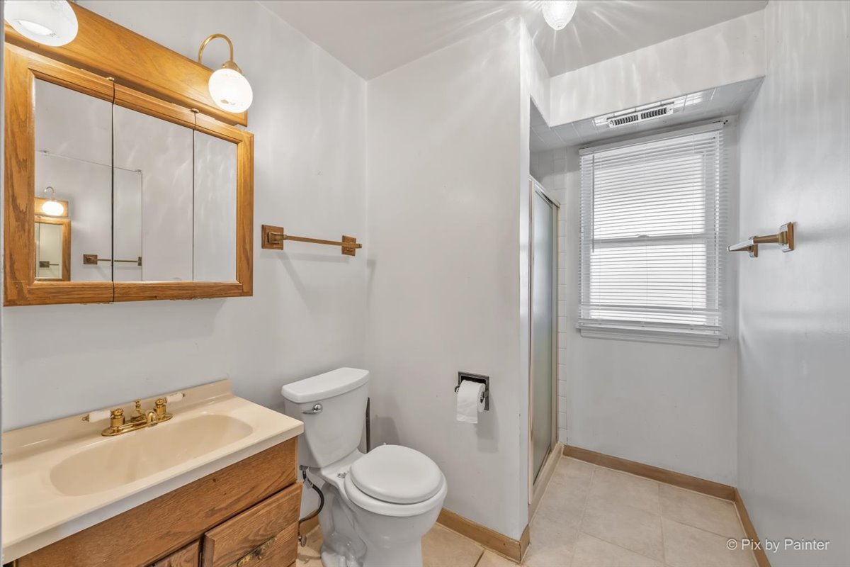 1814 W Catalpa Lane Property Photo 19