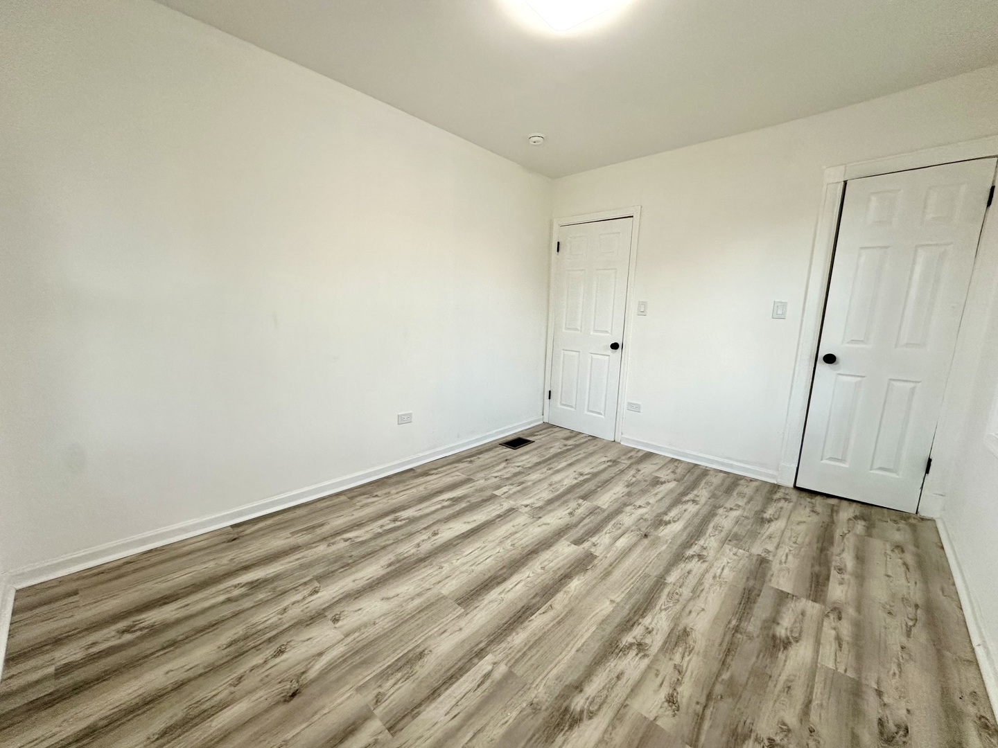 801 S 16th Avenue Property Photo 15