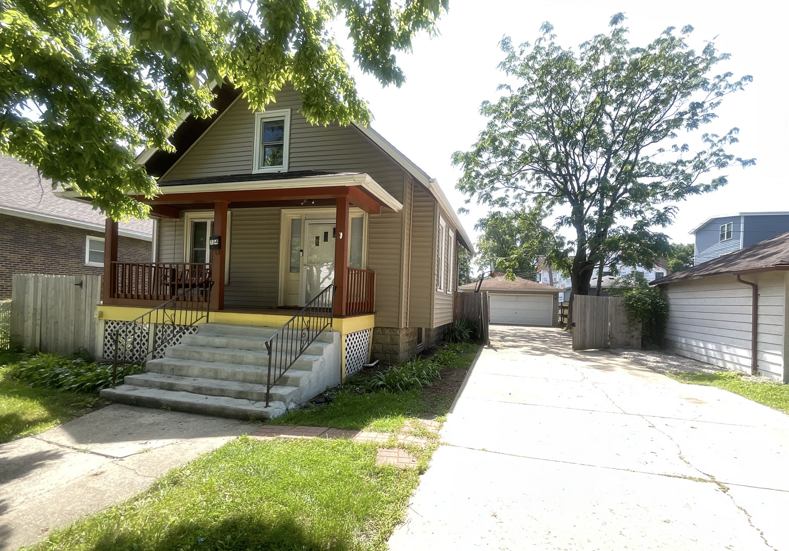 314 E Lincoln Avenue Property Photo 4