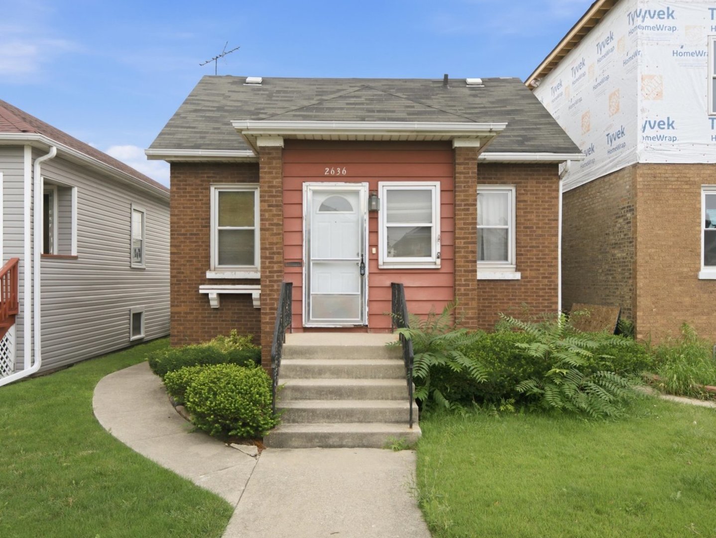 2636 Kenilworth Avenue Property Photo 1