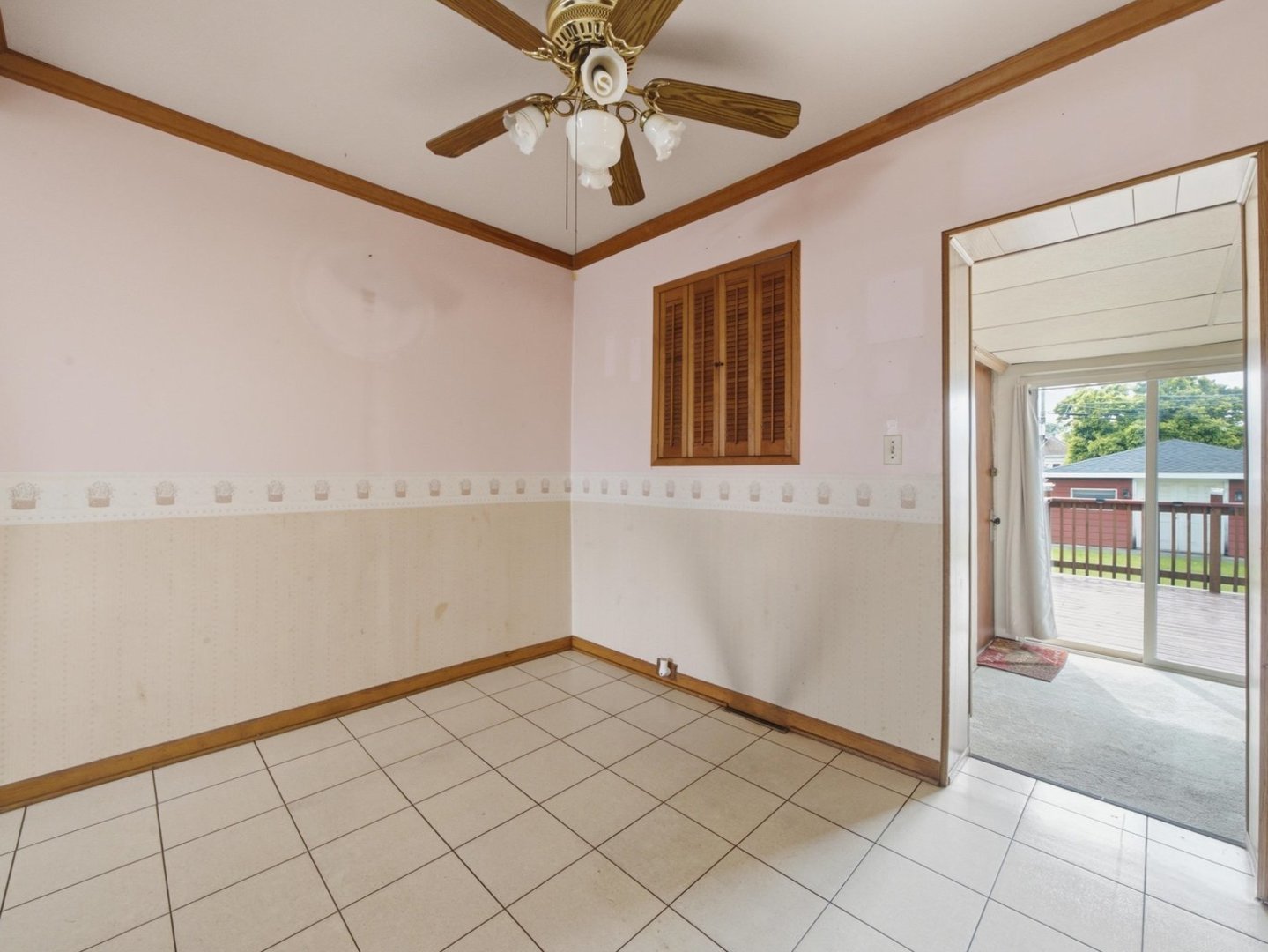 2636 Kenilworth Avenue Property Photo 10