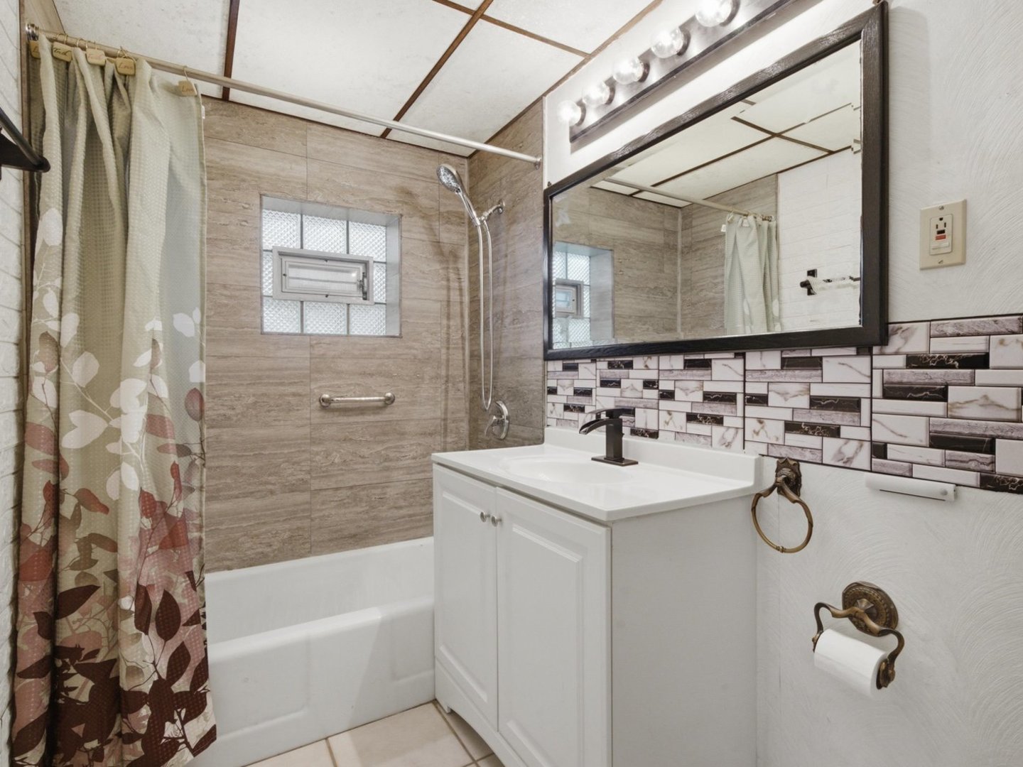 2636 Kenilworth Avenue Property Photo 20