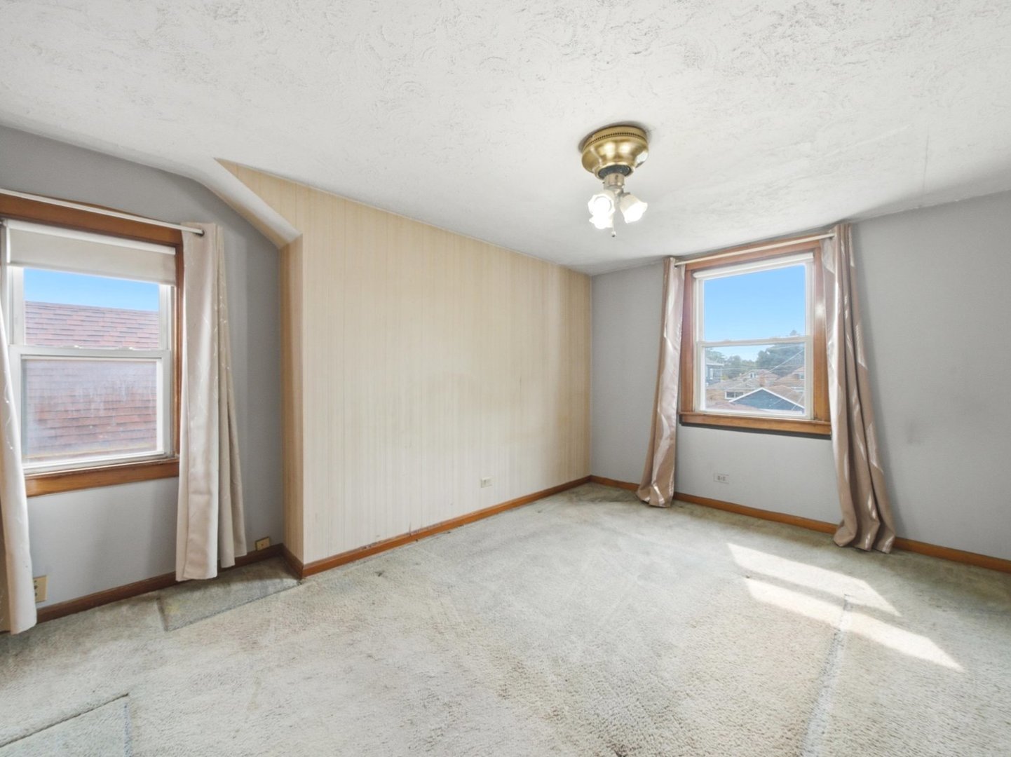 2636 Kenilworth Avenue Property Photo 27