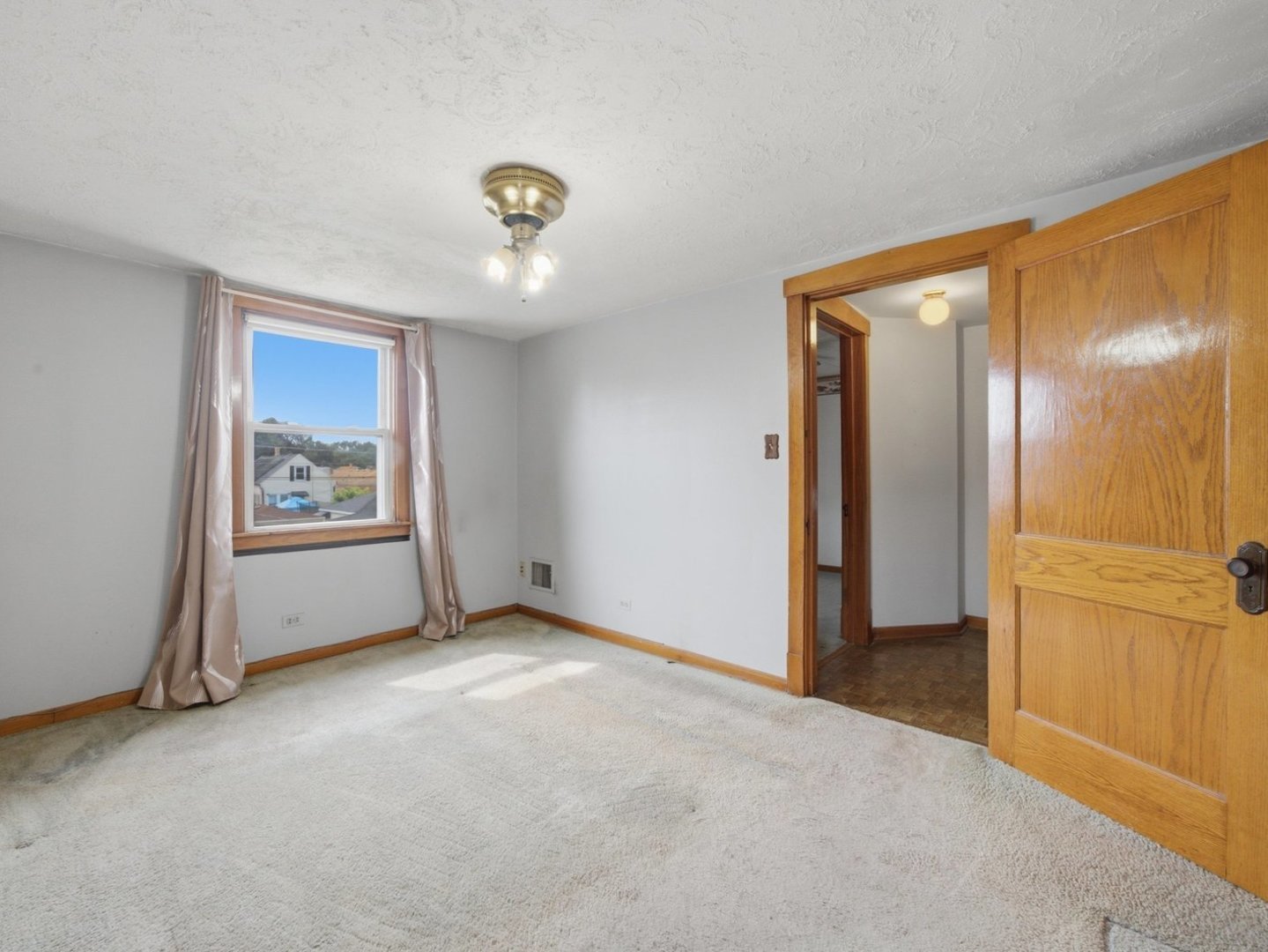 2636 Kenilworth Avenue Property Photo 29