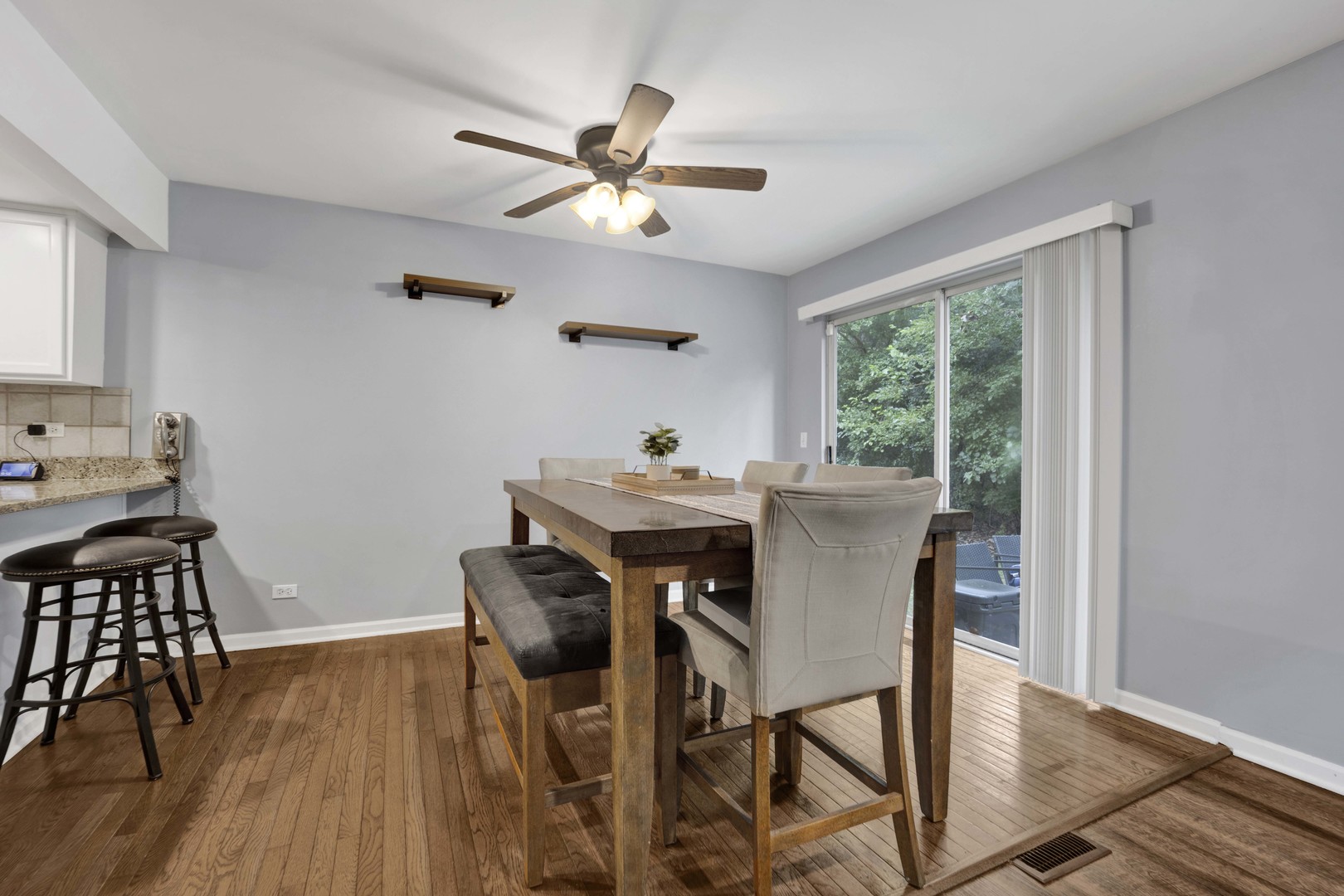1863 Tamahawk Lane Property Photo 8