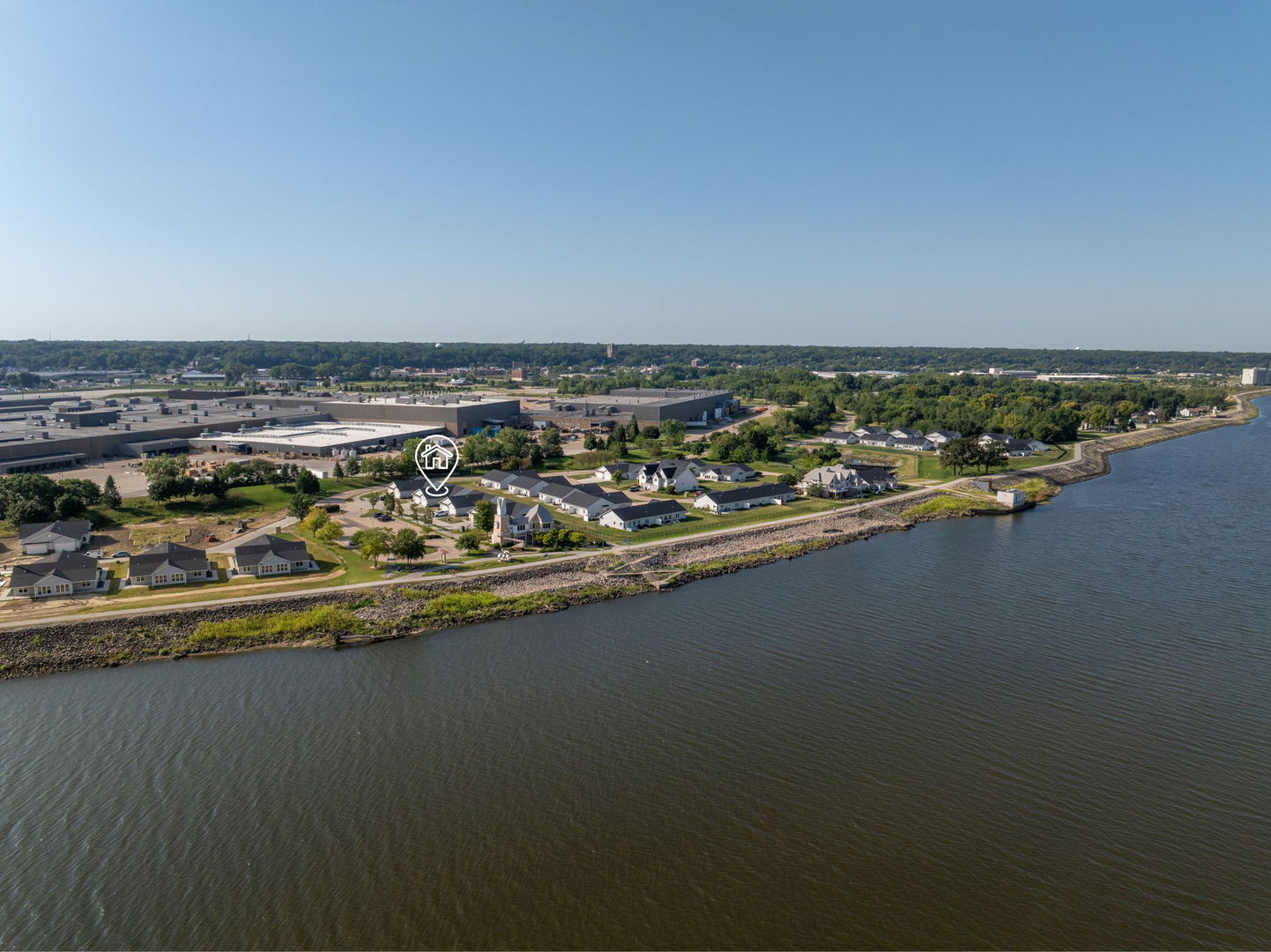 127 Beacon Harbor Parkway Property Photo 30