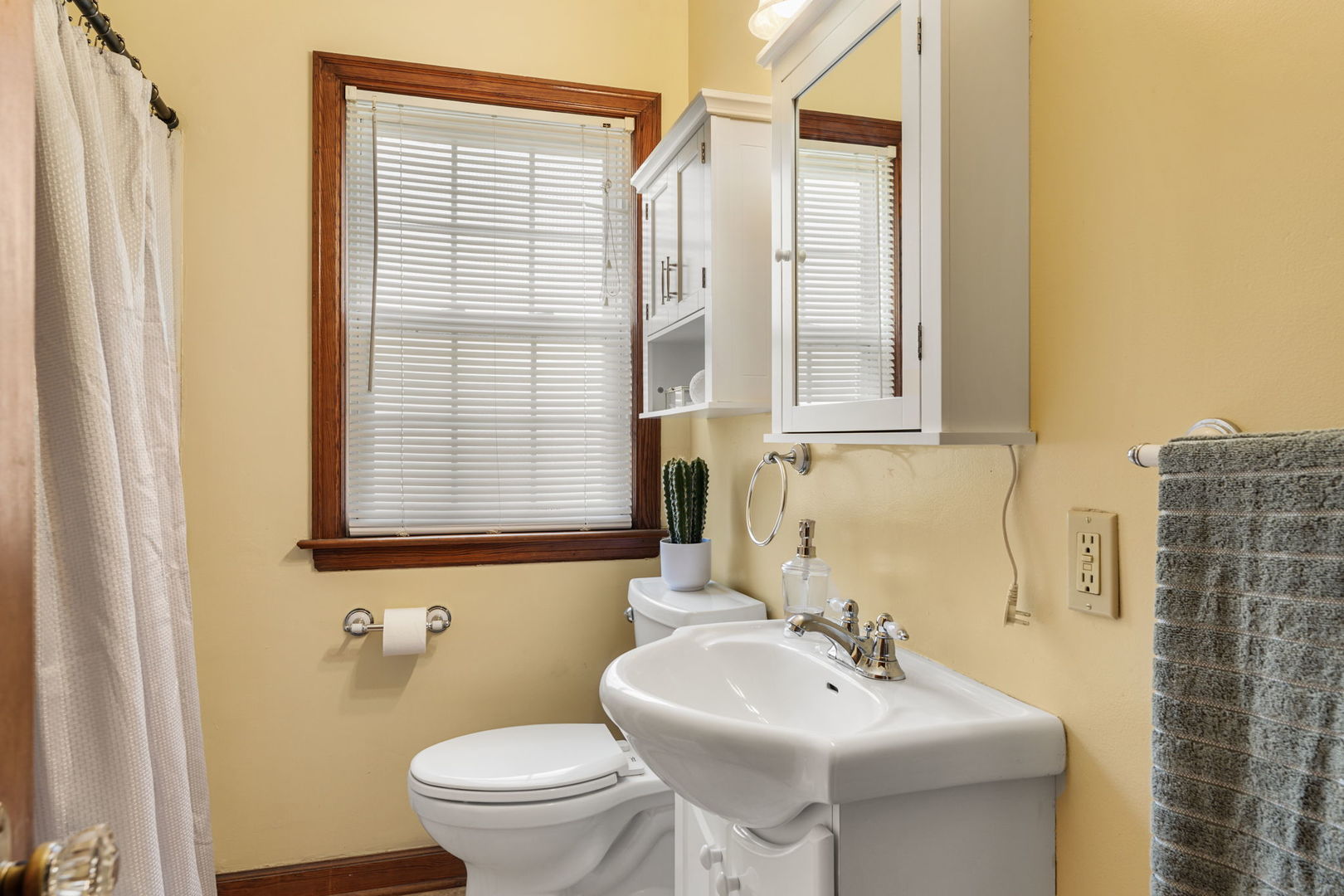 938 53rd Street Property Photo 11