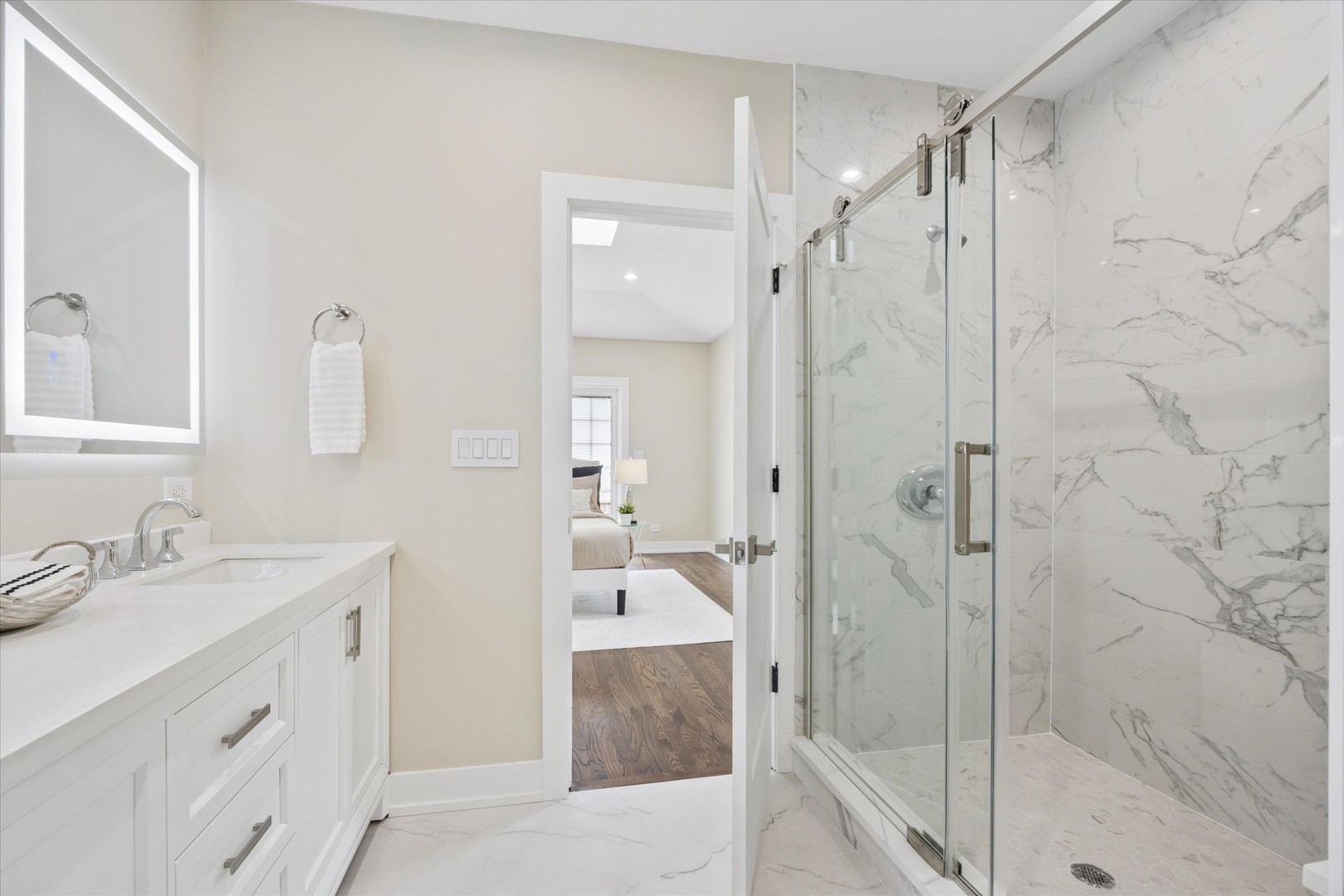 9807 W 57th Street Property Photo 23
