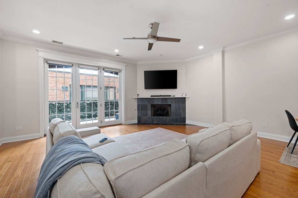 2811 N Bell Avenue 408 Property Photo 6