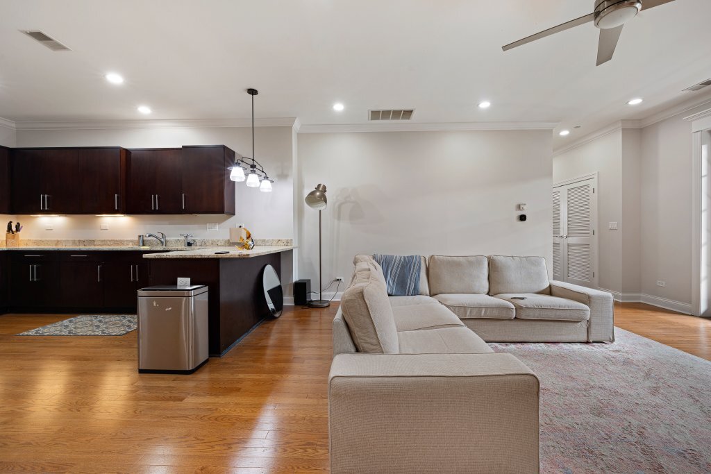 2811 N Bell Avenue 408 Property Photo 8