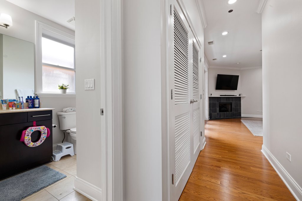 2811 N Bell Avenue 408 Property Photo 15