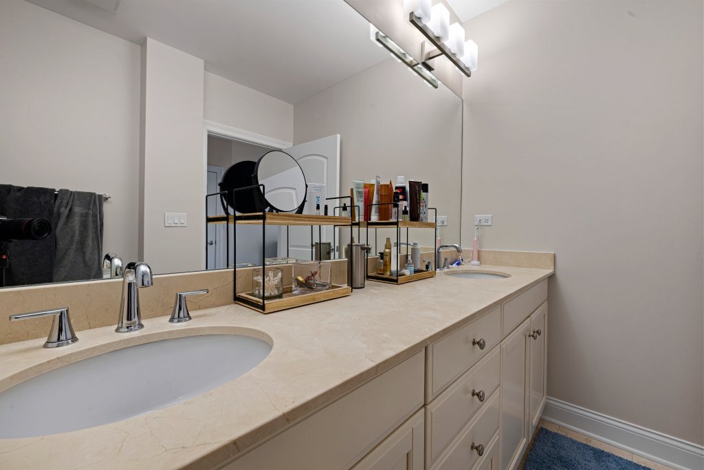 2811 N Bell Avenue 408 Property Photo 24